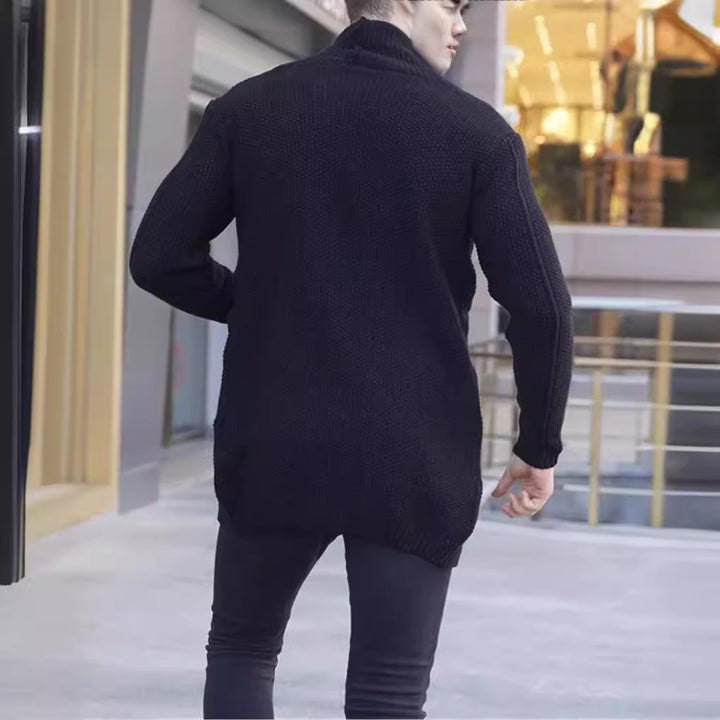 Chunky knit cardigan for men with trendy braided pattern and relaxed fit Lune London