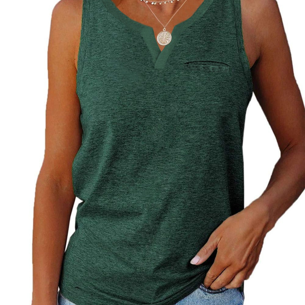 Casual women’s T-shirt with V-neck and chest pocket Lune London