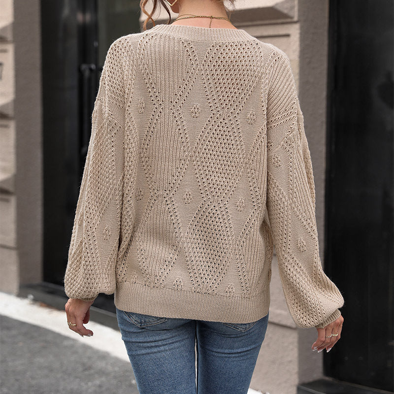 Casual knit sweater for women with textured pattern Lune London
