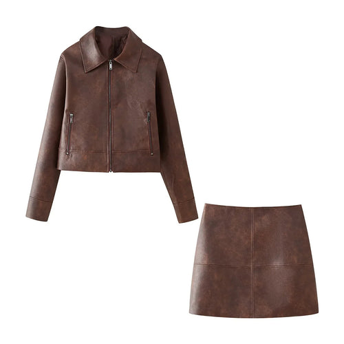 Synthetic leather jacket for women with an elegant cropped design and practical zip pockets Lune London