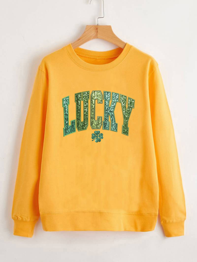 Sweatshirt décontracté pour femmes avec lettrage étincelant et motif de trèfle Chic & Stil