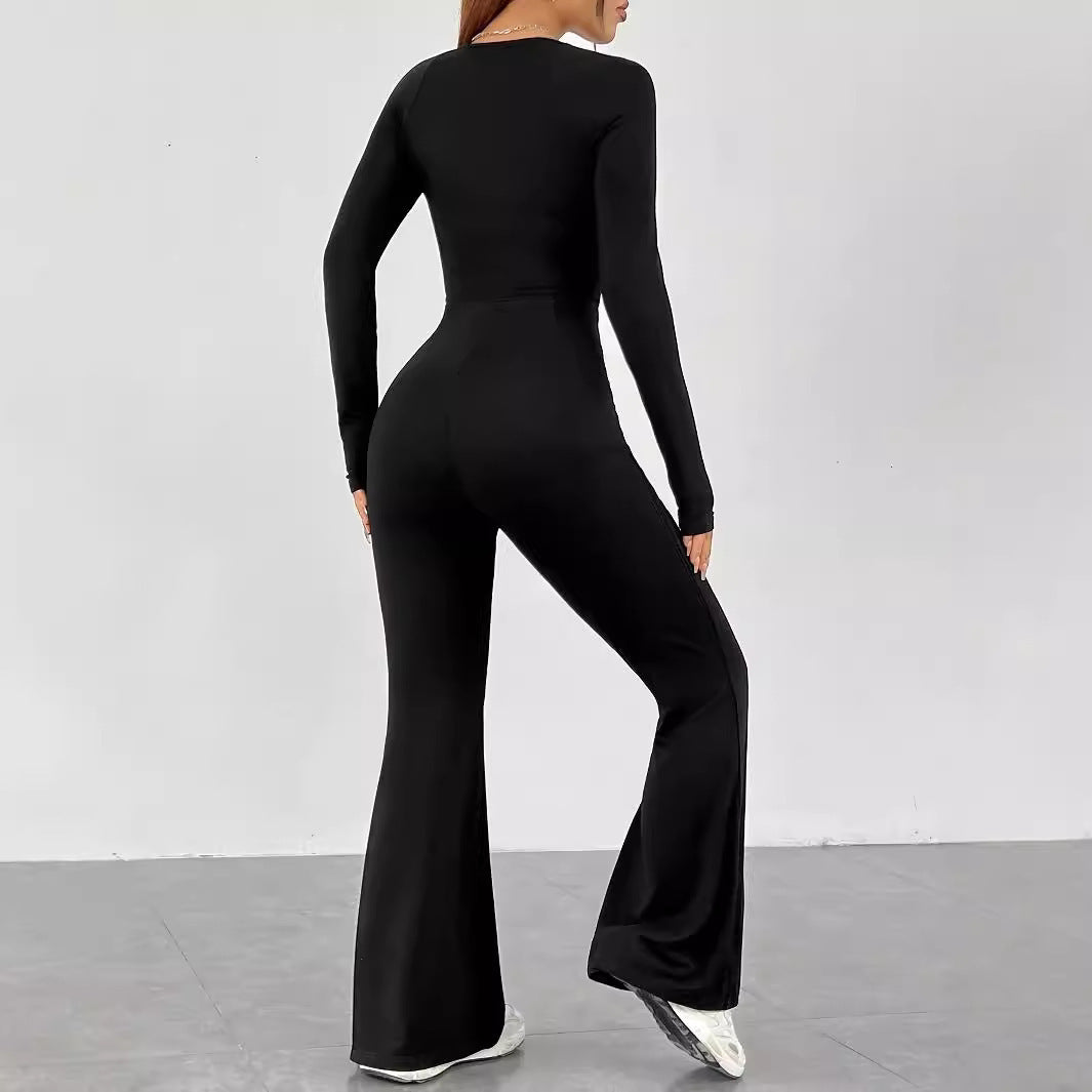 Elegant and fitted women's jumpsuit with wide legs and long sleeves Lune London