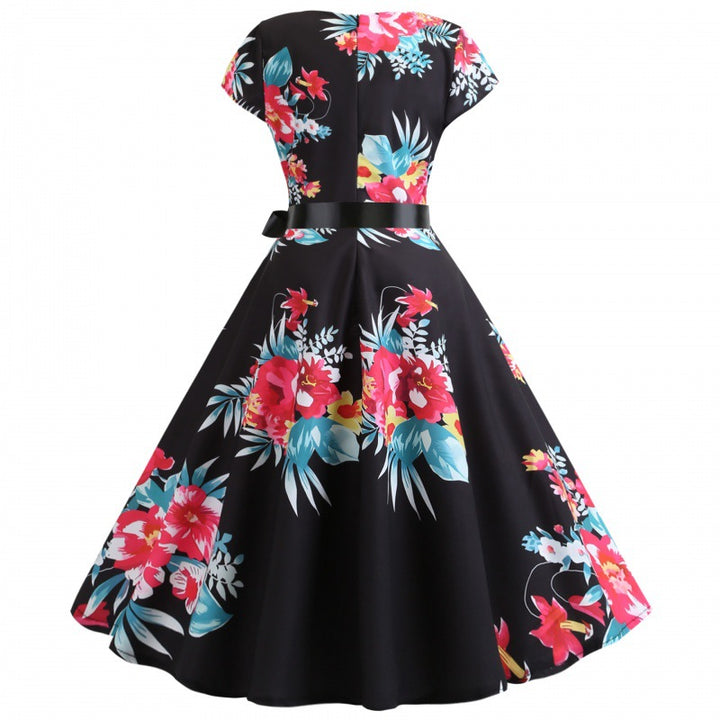 Robe midi femme avec design floral et coupe ajustée Chic & Stil