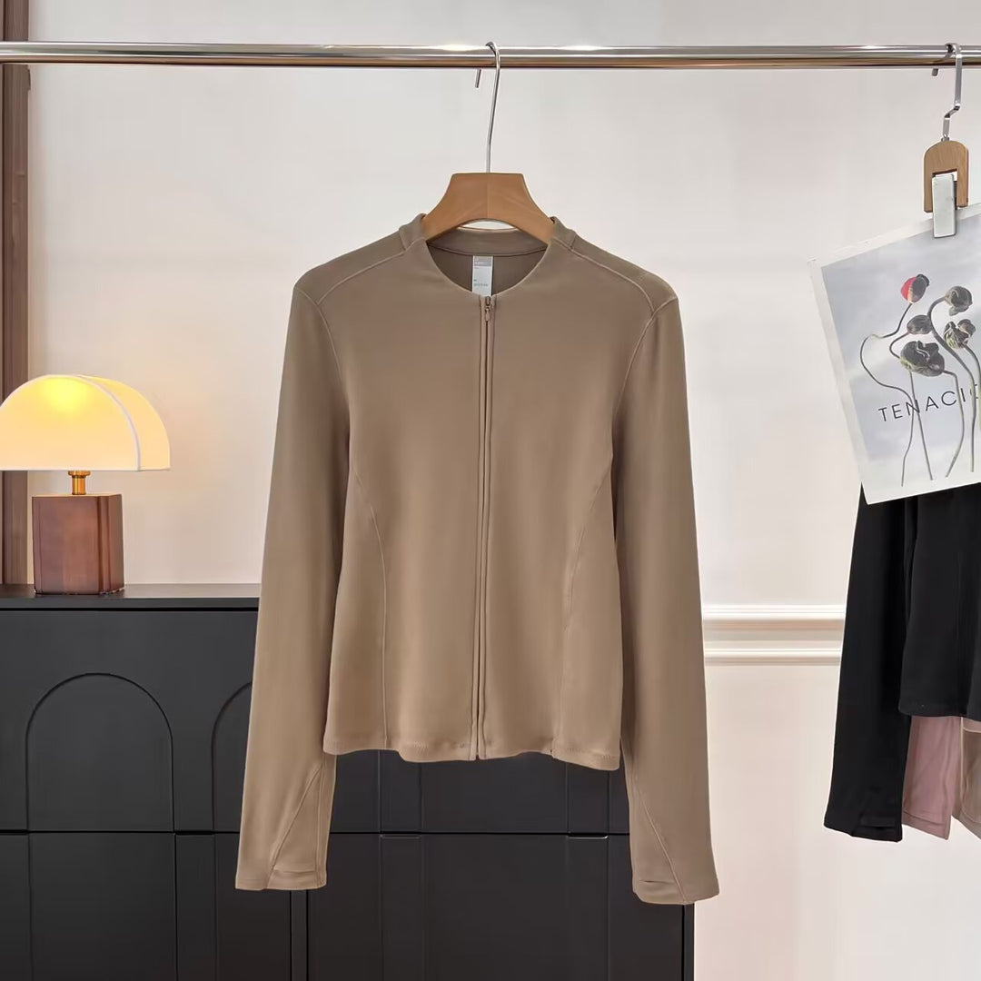 Veste de transition sportive pour femmes avec fermeture éclair innovante Chic & Stil