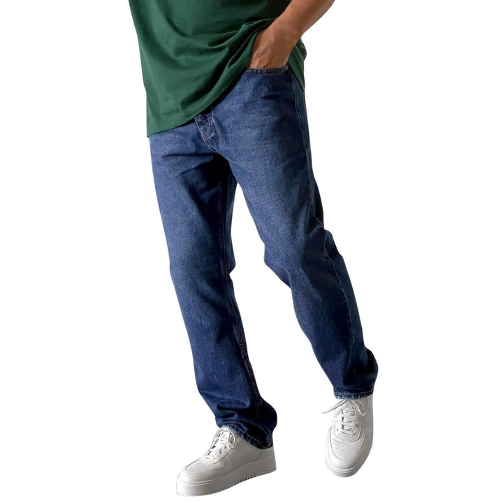Casual men's jeans with modern relaxed fit and versatile washes Lune London