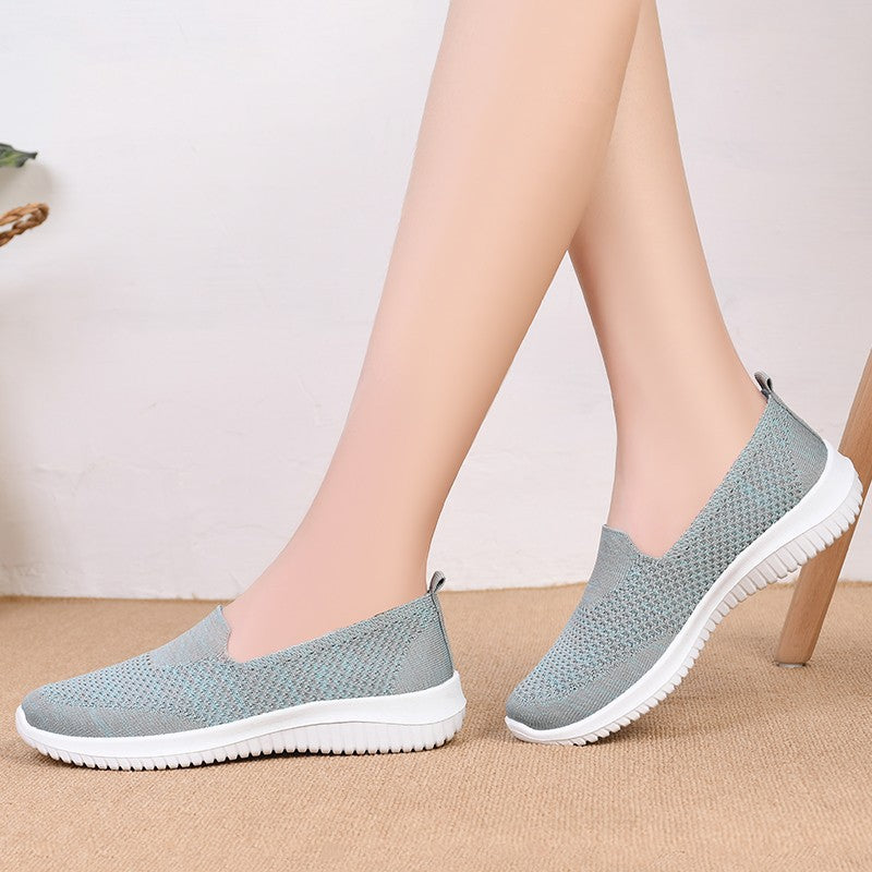 Women's slip-on sports sneakers with breathable material upper and non-slip sole Lune London