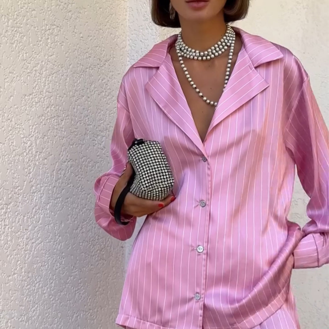 Women's pajama set made of satin cotton with elegant stripes and a loose fit