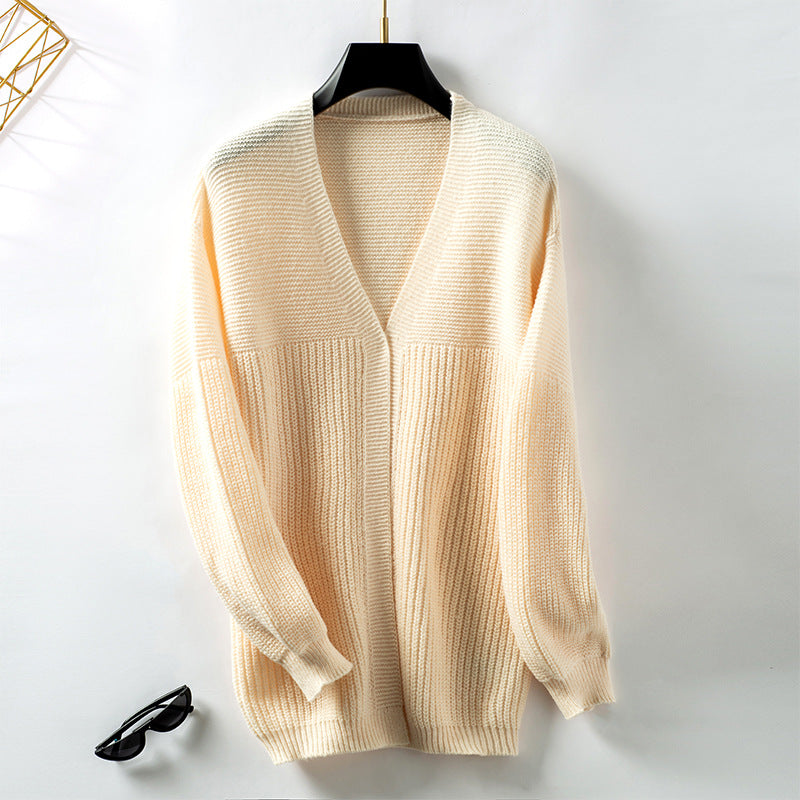 Casual cardigan for ladies with V-neck and textured pattern Lune London