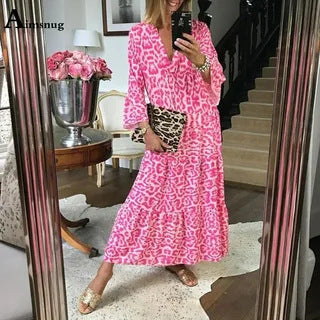 Women’s maxi dress in elegant leopard print Lune London