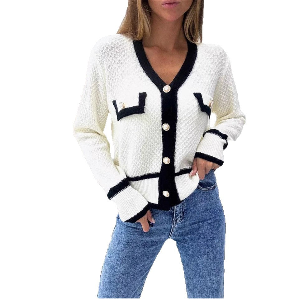 Ladies Elegant knitted cardigan with pearl buttons and contrasting details Lune London