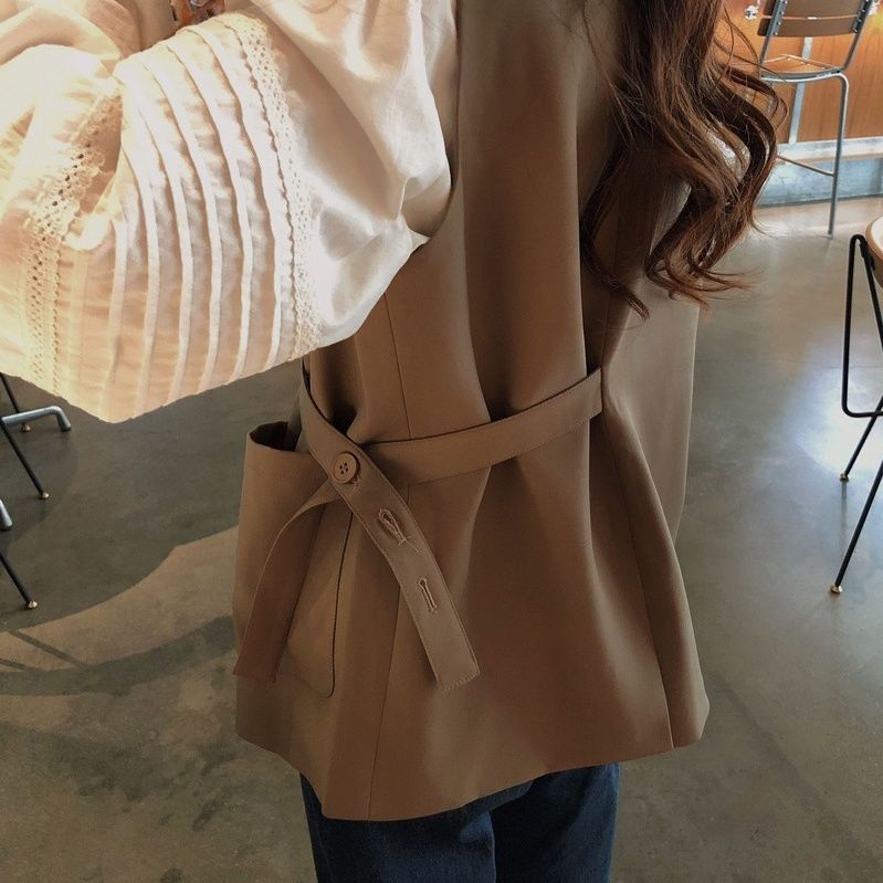Blouse enveloppante à manches courtes Chic & Stil pour femmes