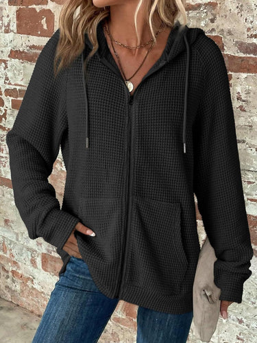 Casual hoodie for women with structured embossed pattern and practical pockets Lune London