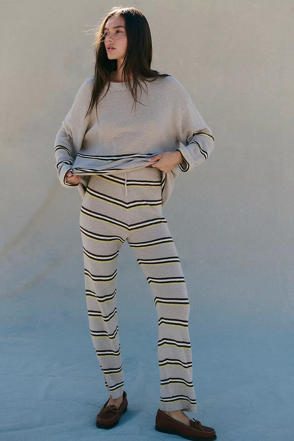 Casual sweater for women with striped design and loose fit Lune London
