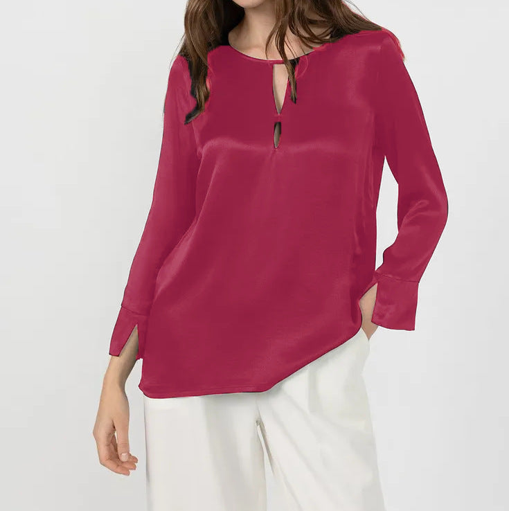 Ladies Elegant blouse with an innovative opening design and a cozy material Lune London