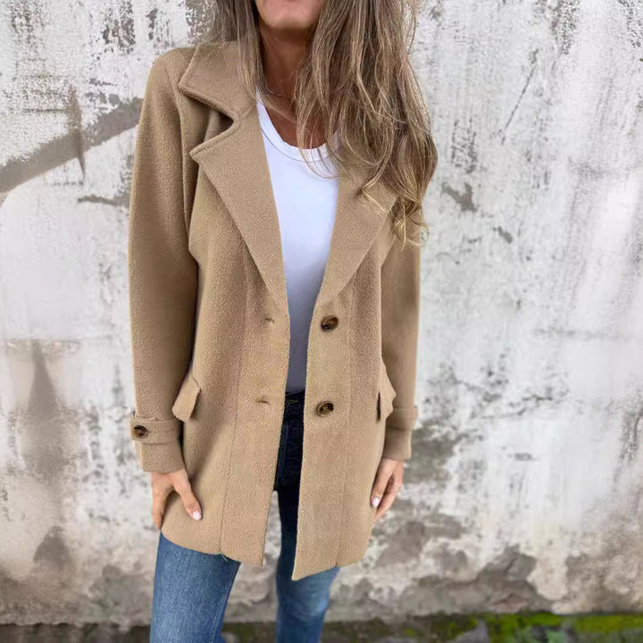 Veste bouclée élégante pour femmes avec double boutonnage Chic & Stil