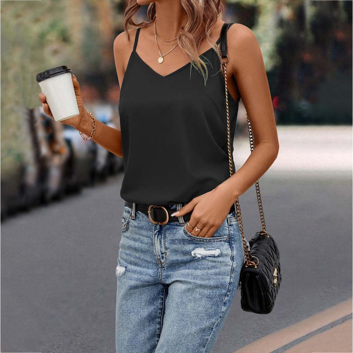 Top à bretelles spaghetti pour femmes en matériau léger et respirant Chic & Stil
