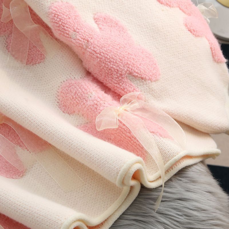 Ladies Cozy sweater with bear patterns Lune London