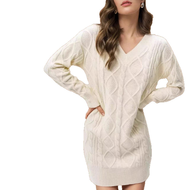 Robe tricotée pour femmes avec décolleté en V profond et design structuré Chic & Stil