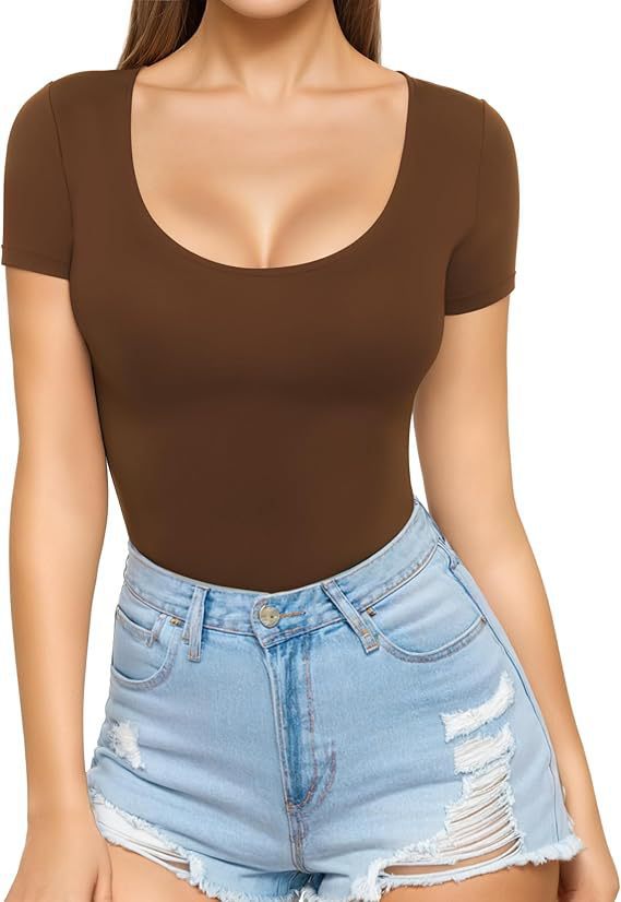 Women's fitted short-sleeve bodysuit with round neckline and seamless design Lune London