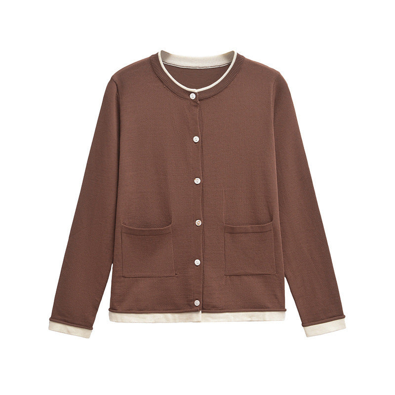 Ladies Comfortable Knit Jacket with Chic Pockets and Style
