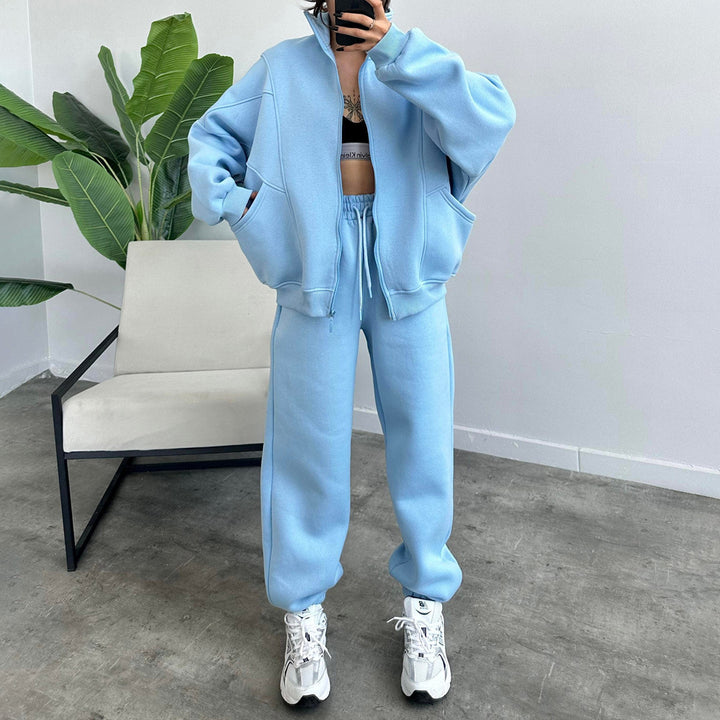 High-quality women's sporty loungewear set with a relaxed fit Lune London