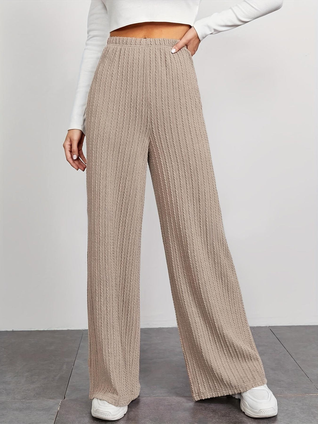 Wide knit pants for women with a refined structured pattern Lune London