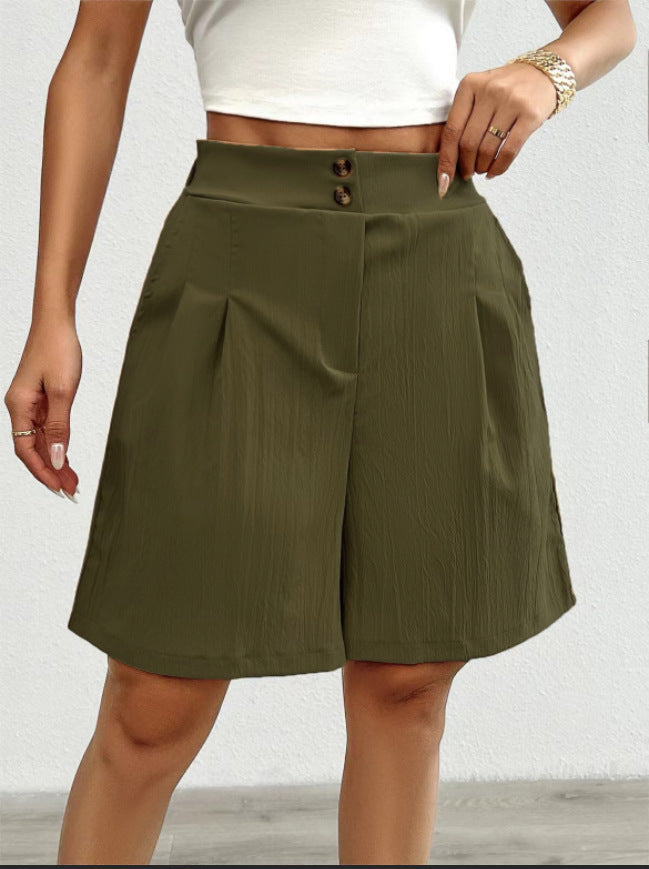 Lune London Elegant women's shorts with button closure and pleated design