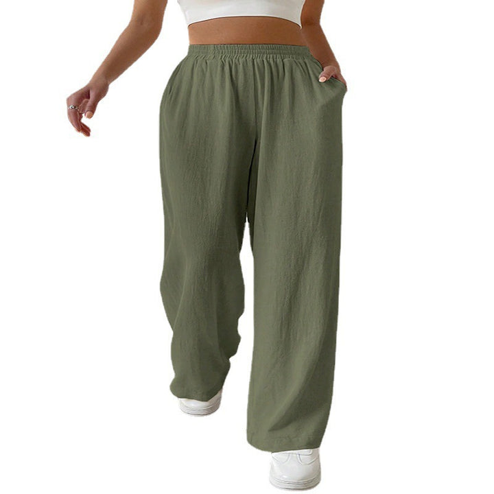 Loose leisure pants for women with elastic waistband and practical side pockets Lune London