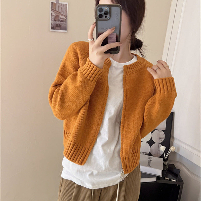 Cardigan Femme Confortable avec Zip et Ourlet Large à Côtes Chic & Stil