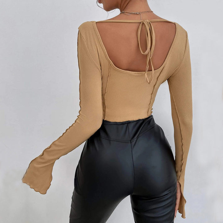 Chic & Stil Women's Short Top Couture with Square Neckline and Long Sleeves