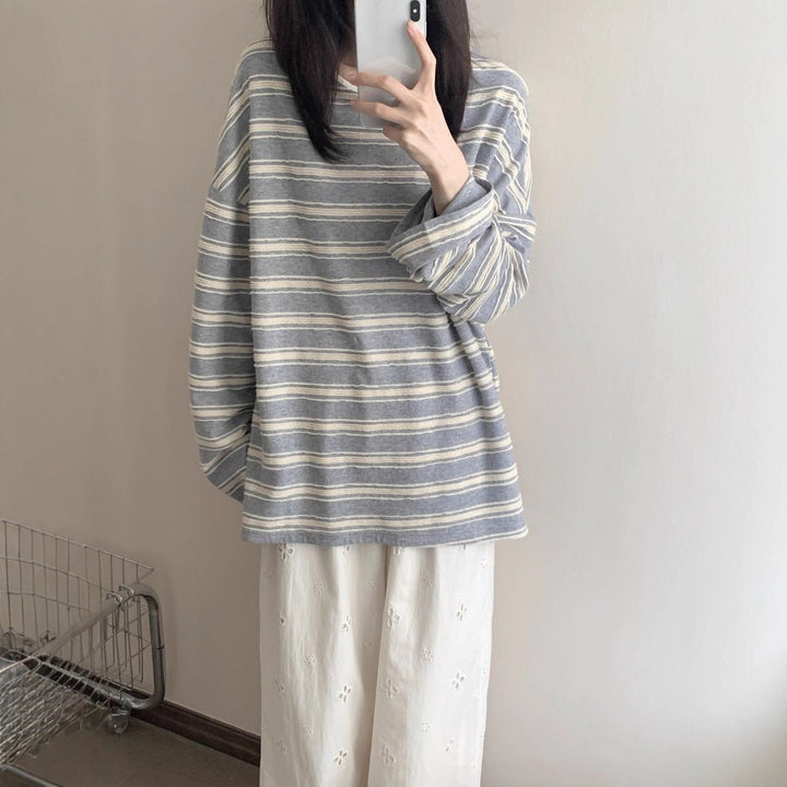 Women's casual long sleeve shirt with elegant layered look Chic & Stil