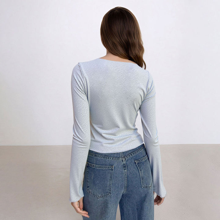 Cropped long sleeve shirt for women with side slit and elegant design Chic & Stil