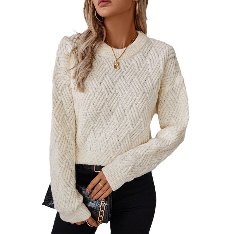 Knitted pullover for women with a modern structured pattern and a comfortable fit Lune London