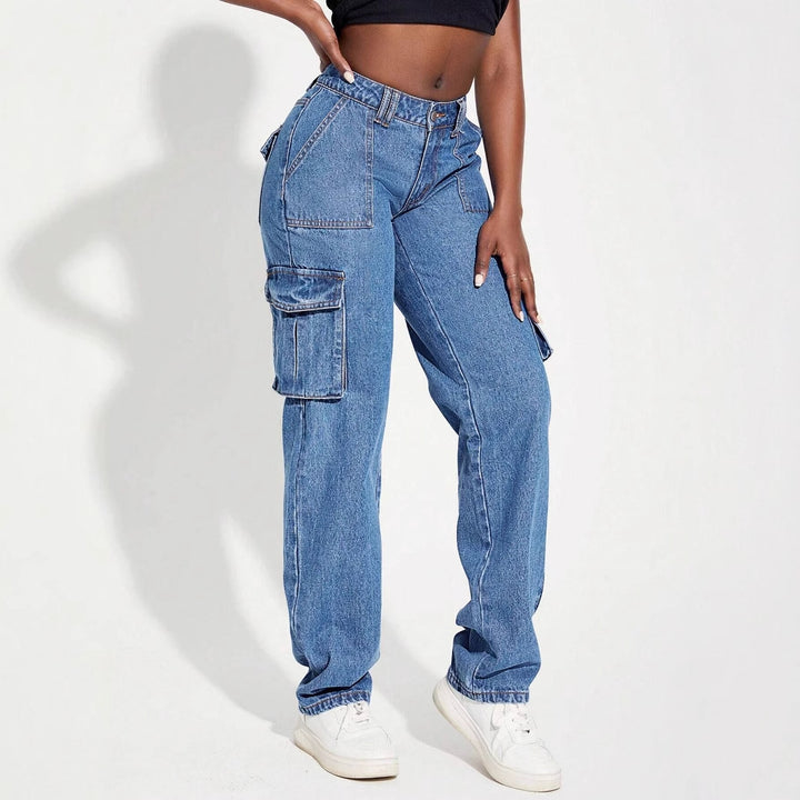 Jean cargo femme avec taille élastique et poches latérales pratiques Chic & Stil