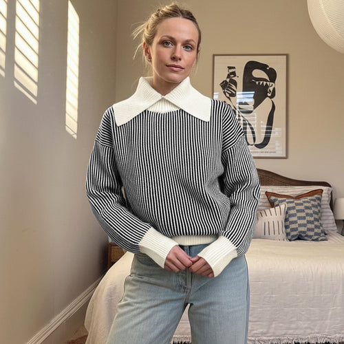 Pull femme avec motif rayé à la mode et col élégant Chic & Stil