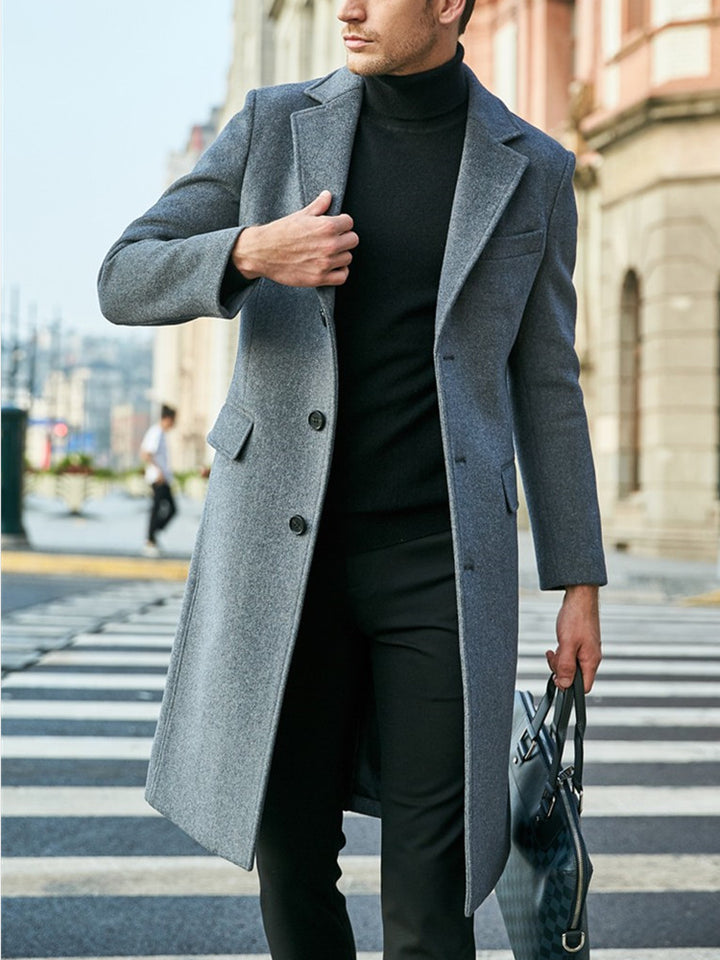 Elegant coat for men with slim fit and modern details Lune London