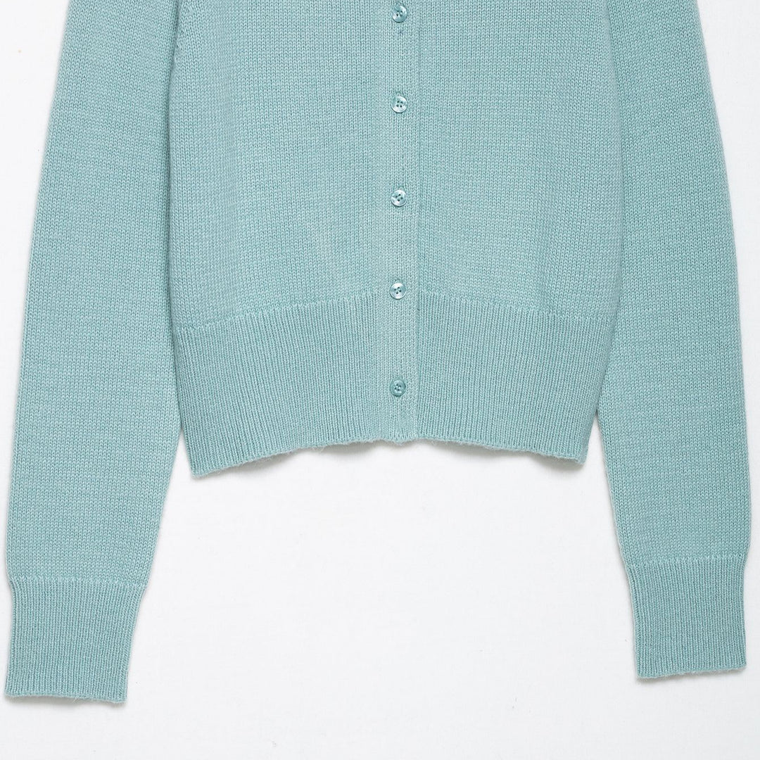 Fine knit cardigan for women with round neckline Lune London