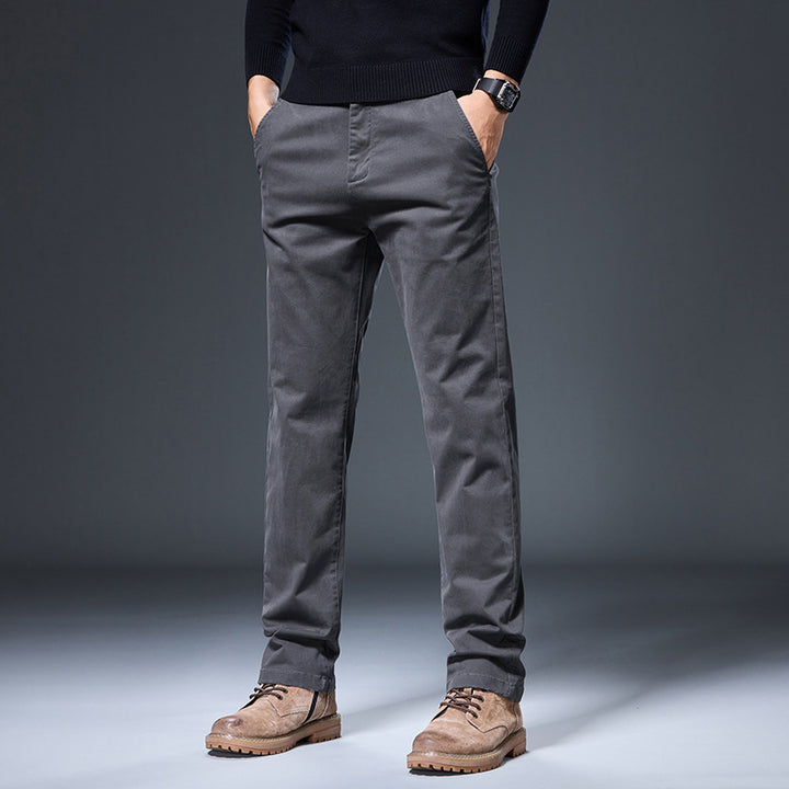 Comfortable chino pants for men with practical side pockets Lune London