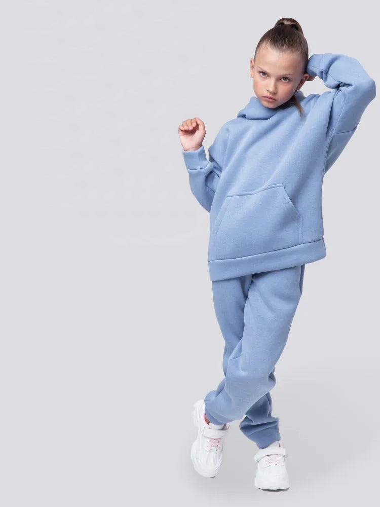 Ladies Sports Leisure Outfit with high comfort and chic and stylish accents