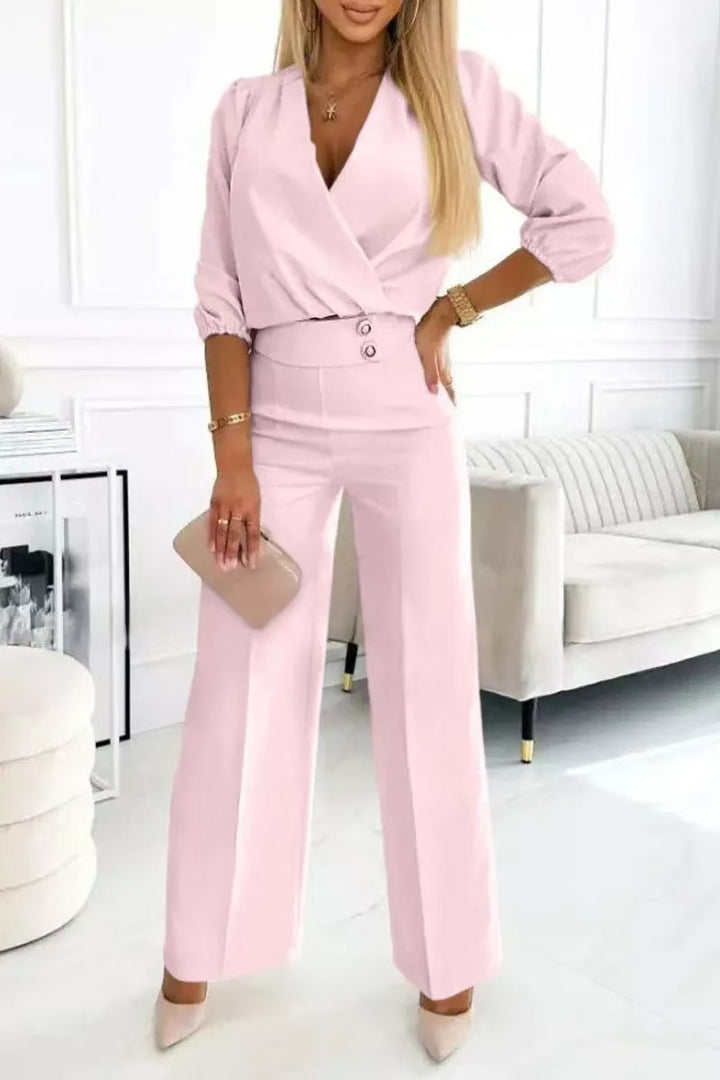 Combinaison élégante pour femme avec haut envolé et jambes taille haute Chic & Stil