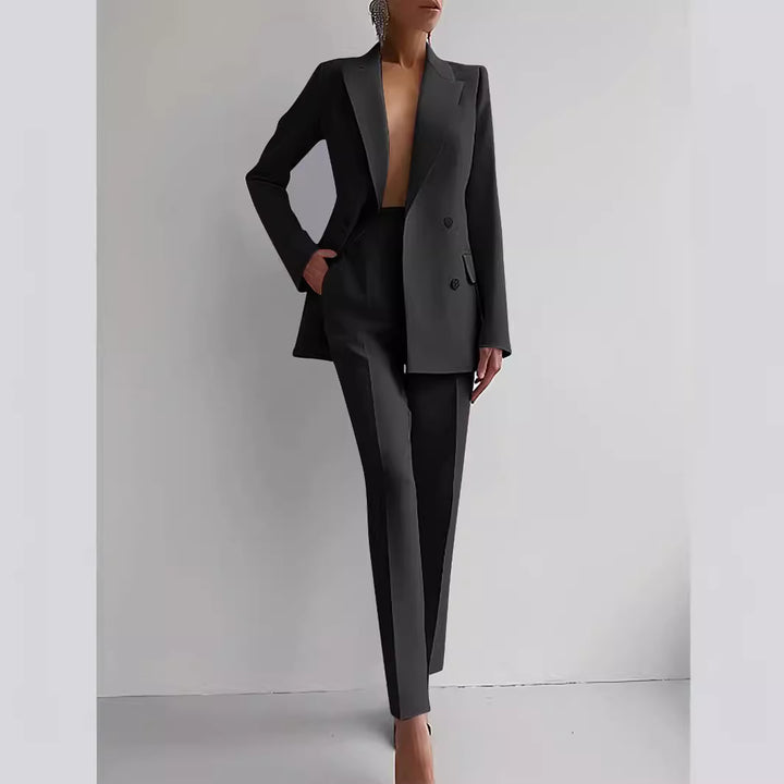 Women Elegant and Fitted Suit Set Lune London