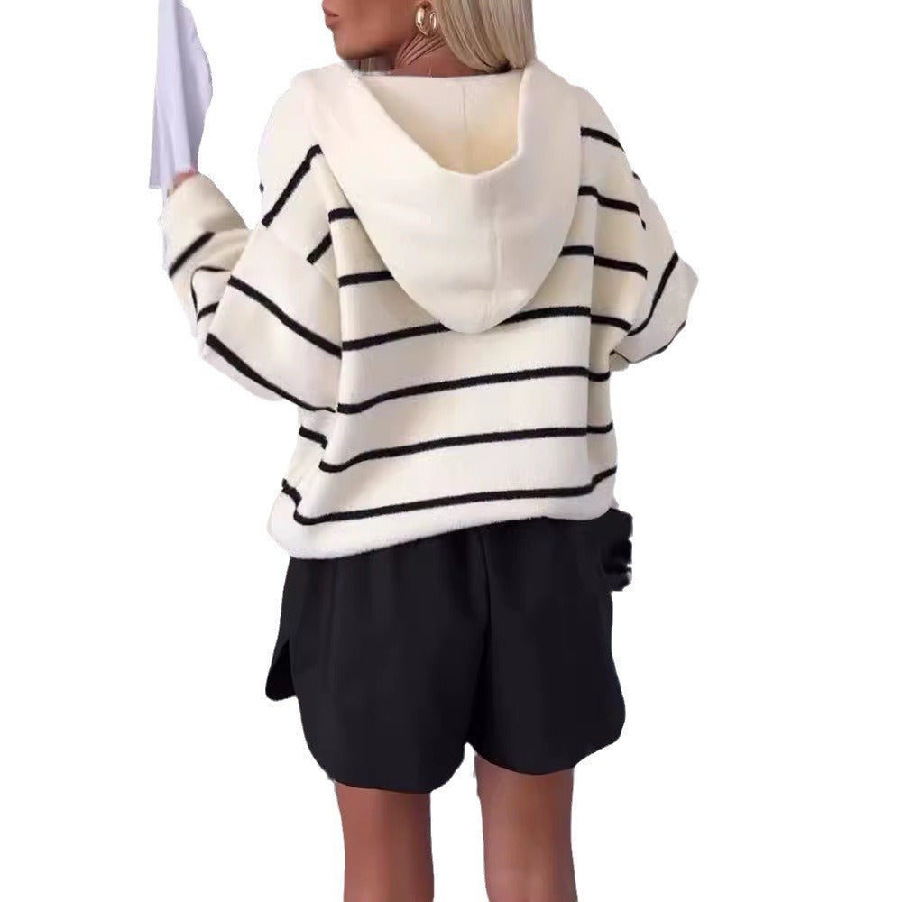 Cardigan Femme Grande Taille avec Rayures Large et Poches Pratiques Chic & Stil