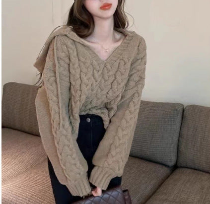 Braided pattern hoodie for women with V-neck Lune London