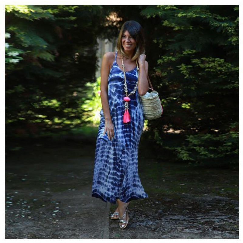 Robe maxi pour femme avec un design tie-dye tendance et un décolleté en V flatteur Chic & Stil
