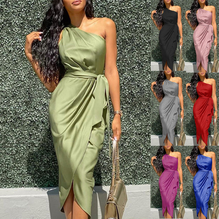 Elegant wrap dress for women with asymmetric cut and belt at the waist Lune London
