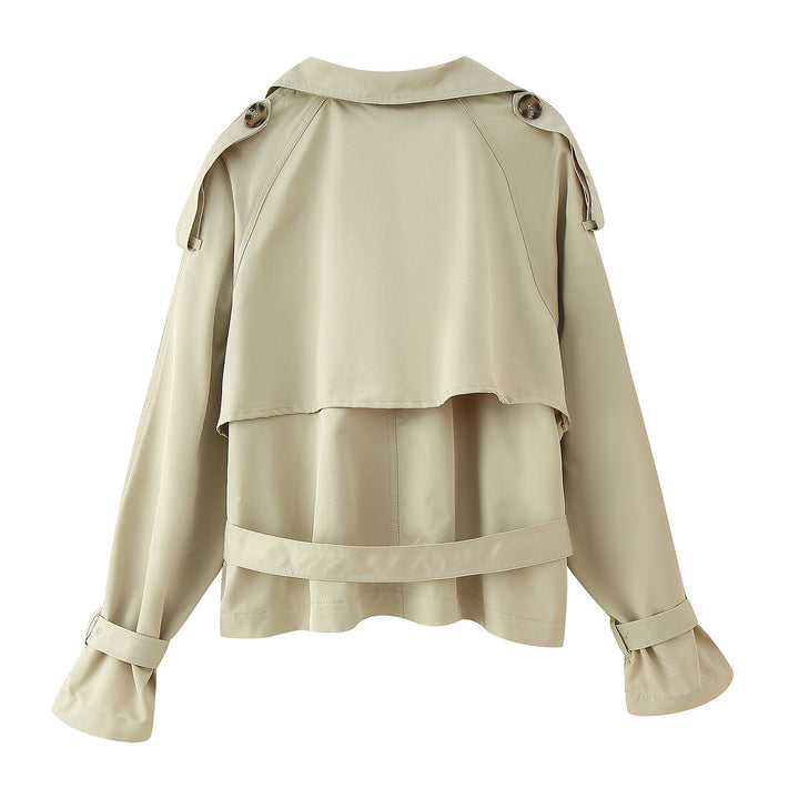 Women's trench coat with an elegant cut and stylish details Lune London