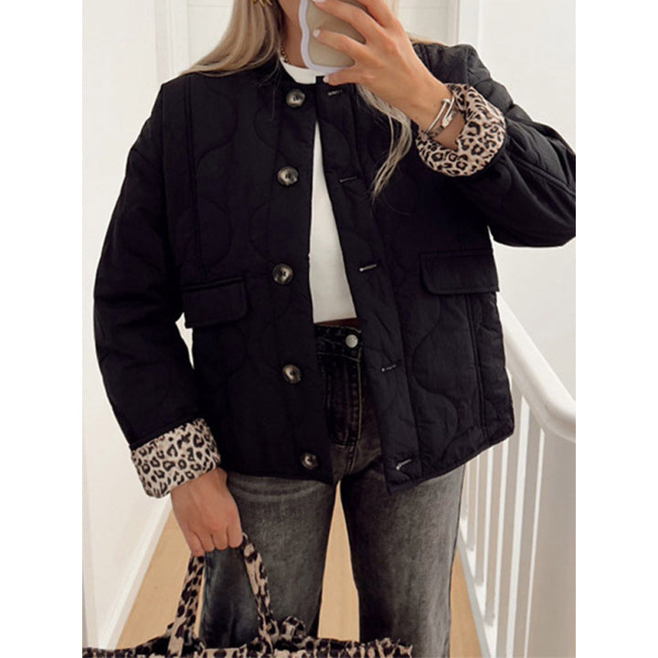 Women's down jacket with artistic pattern and practical pockets Lune London