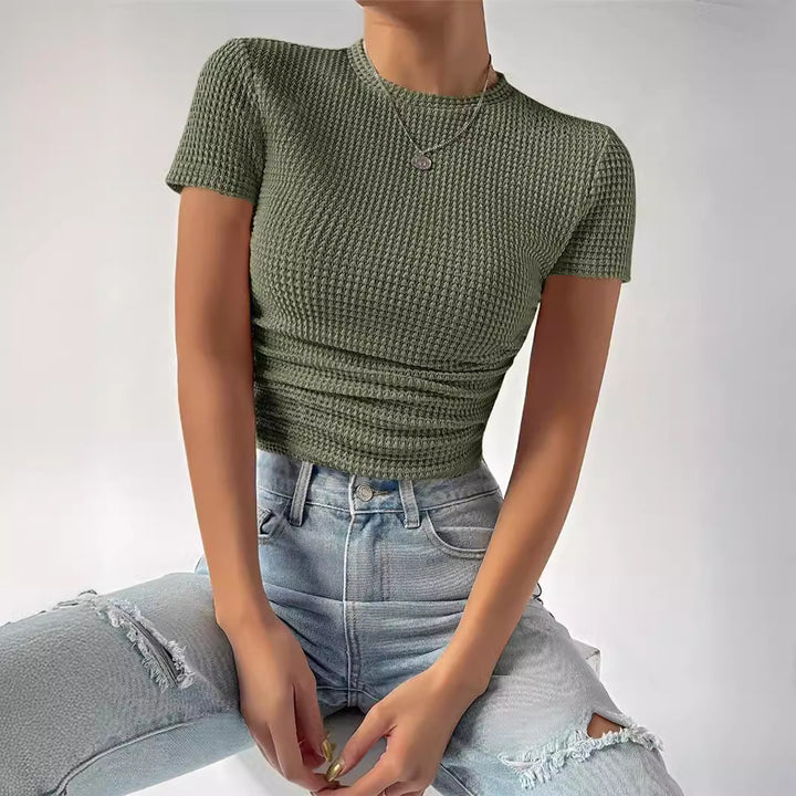 Fitted short t-shirt for women with embossed pattern Lune London