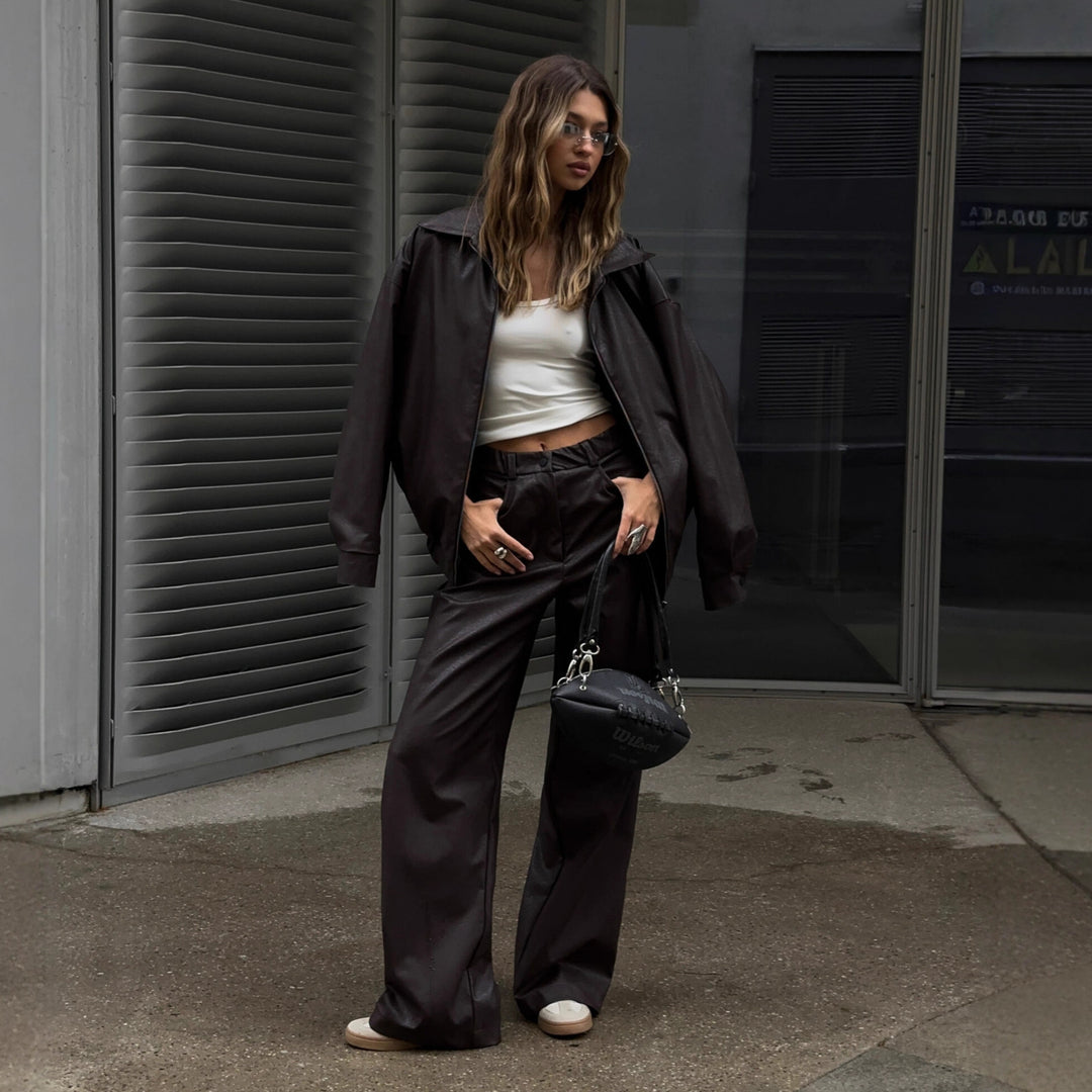 Casual synthetic leather set for women with oversized jacket and comfortable pants Lune London