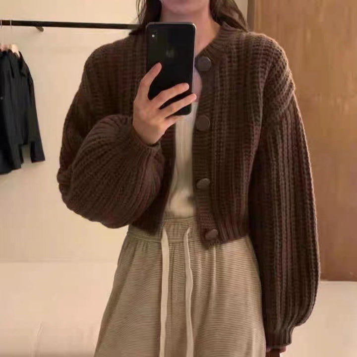 Chunky knit cardigan for women with voluminous sleeves and large buttons Lune London